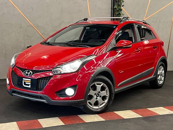 HYUNDAI HB20X 1.6 16V PREMIUM FLEX 4P AUTOMÁTICO HYUNDAI HB20X 1.6 16V PREMIUM FLEX 4P AUTOMÁTICO